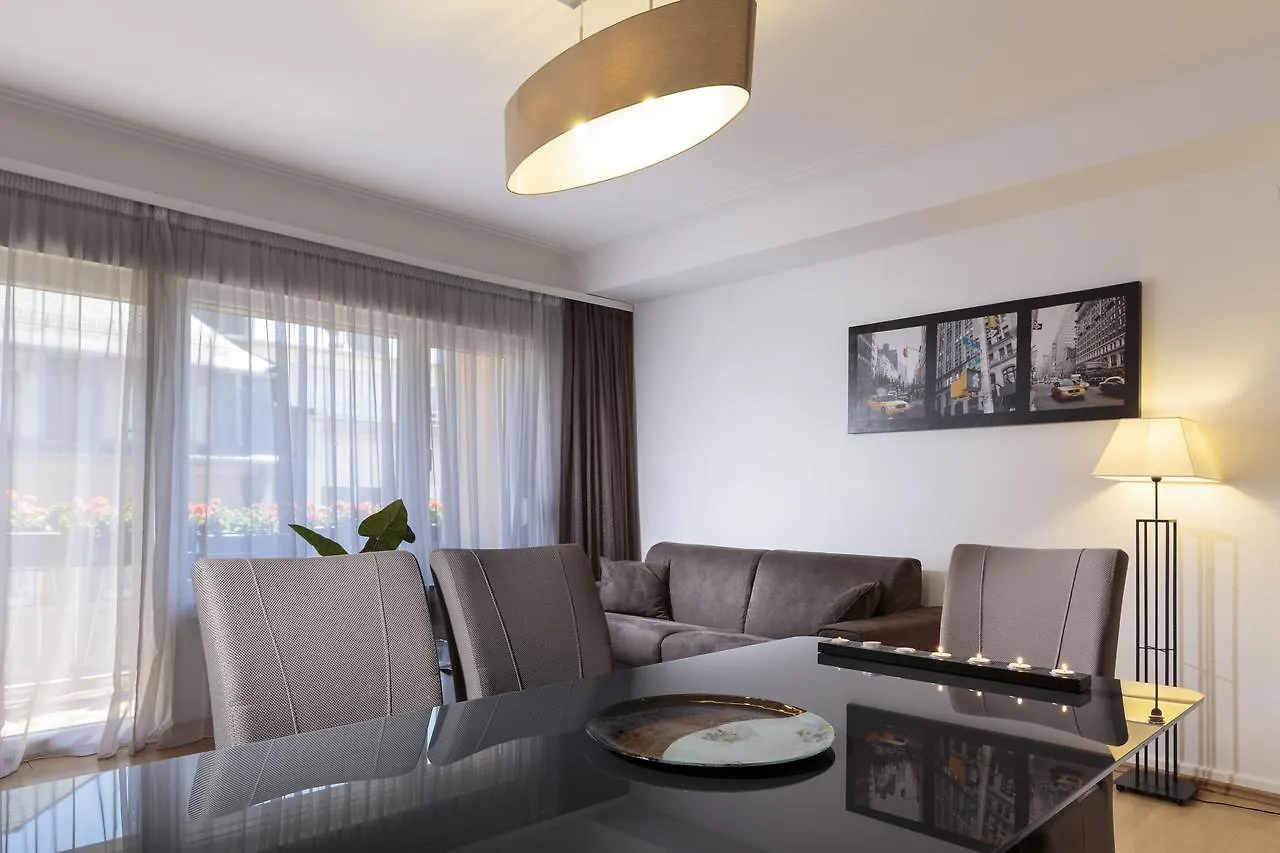The Queen Luxury Apartments - Villa Carlotta Luxemburg 0*,
