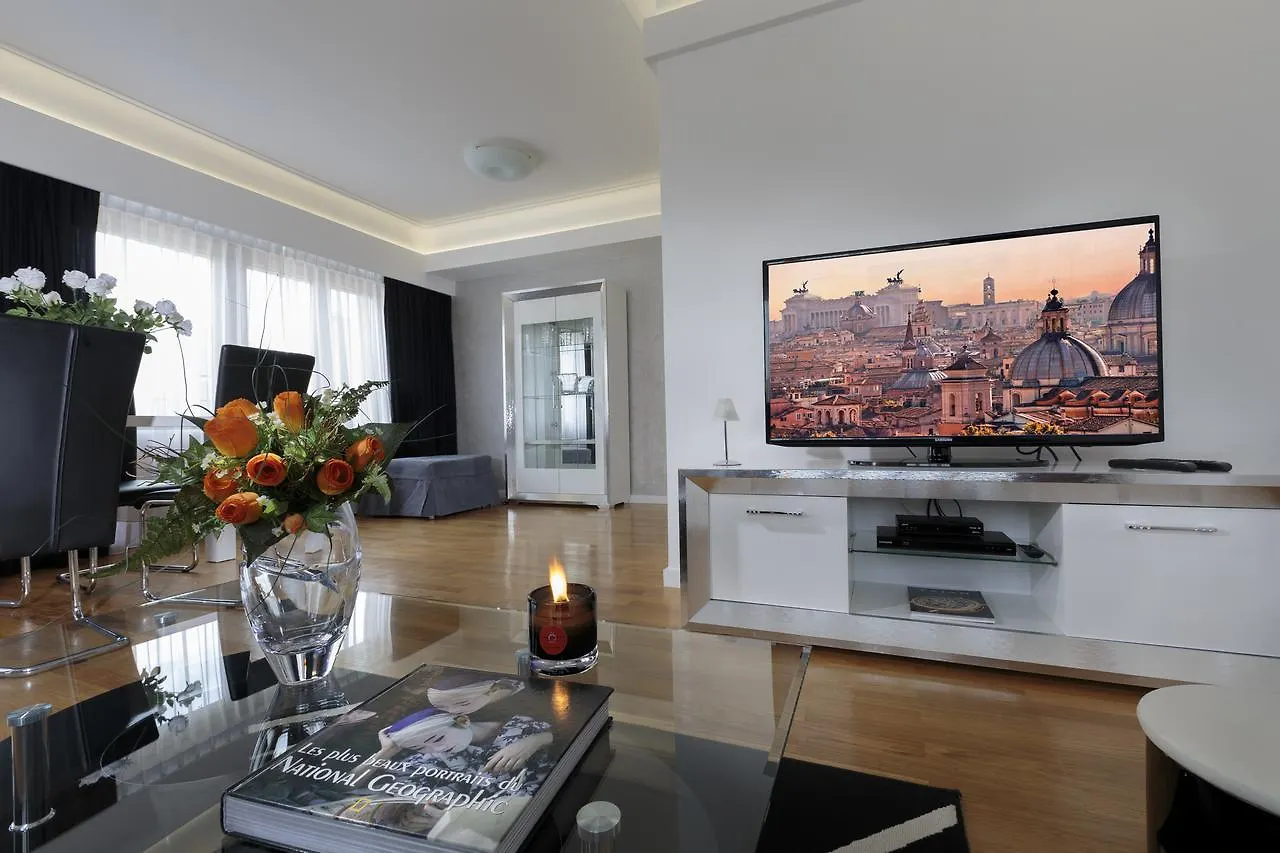 The Queen Luxury Apartments - Villa Carlotta Luxemburgo
